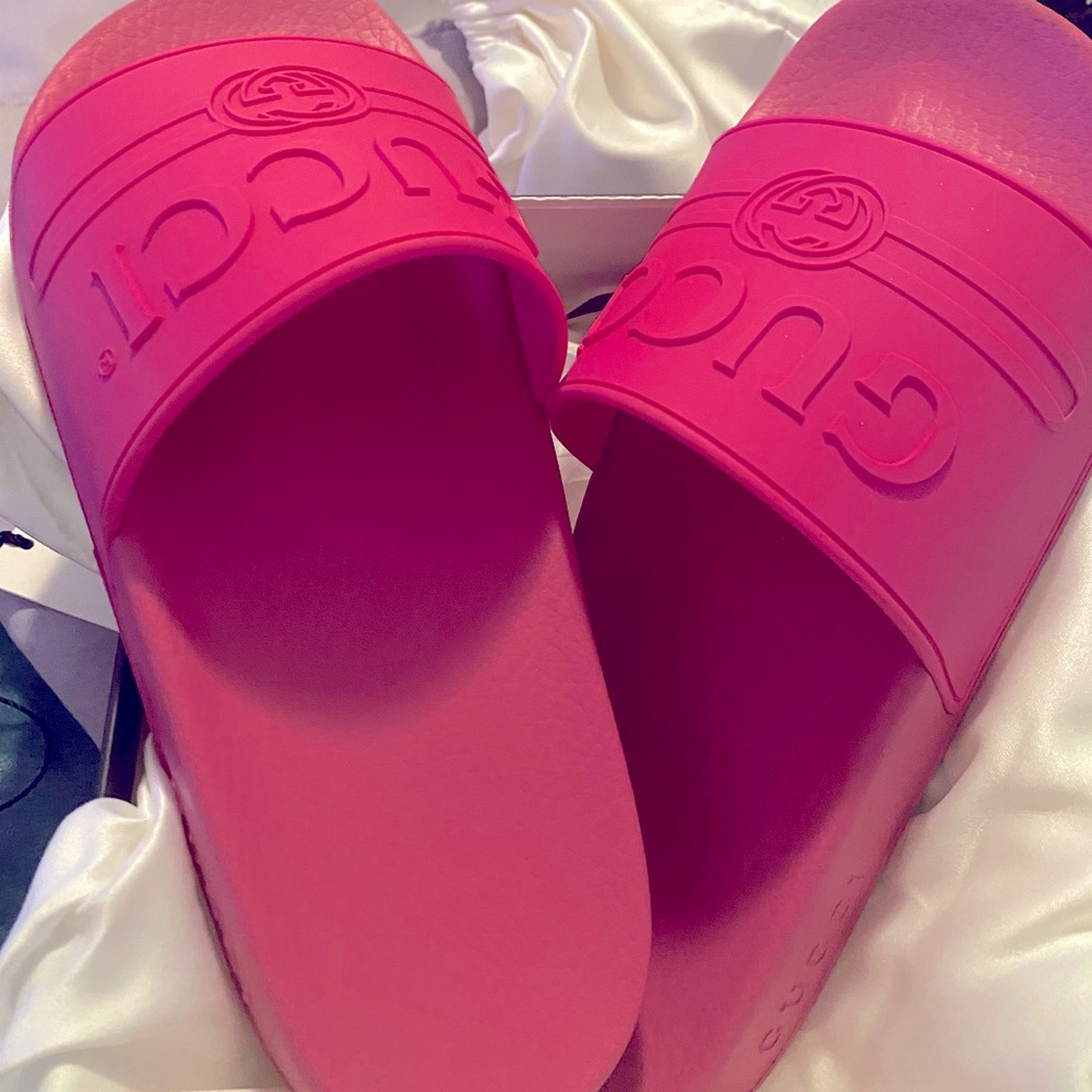 Gucci pool slides